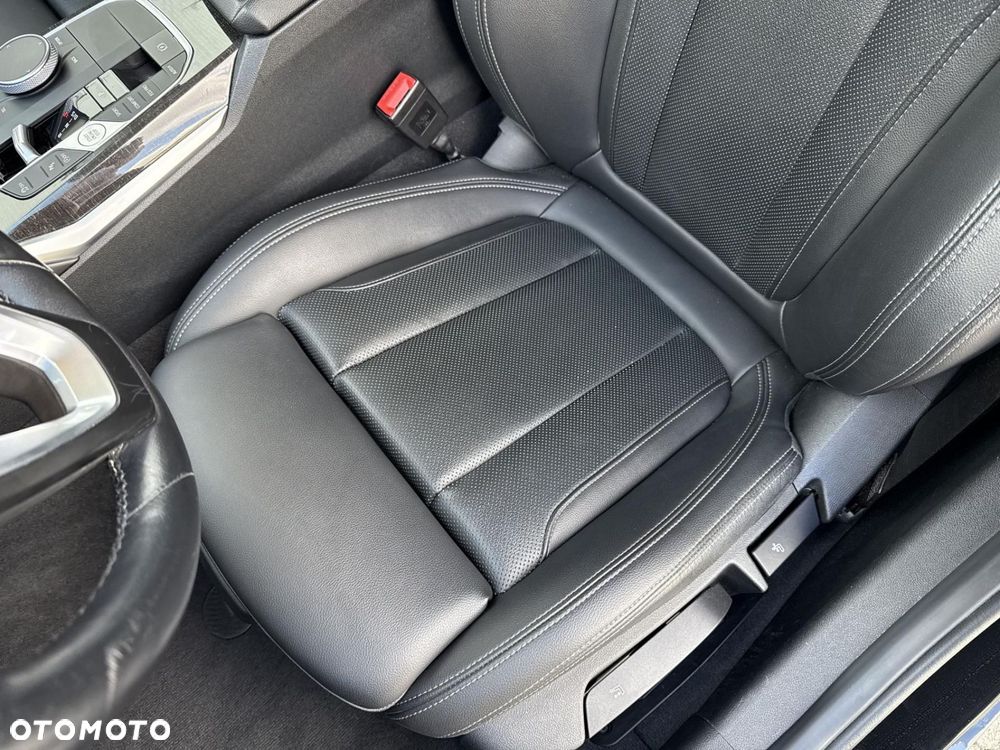 BMW Seria 3 - 14