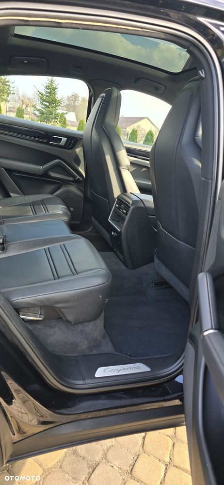 Porsche Cayenne - 17