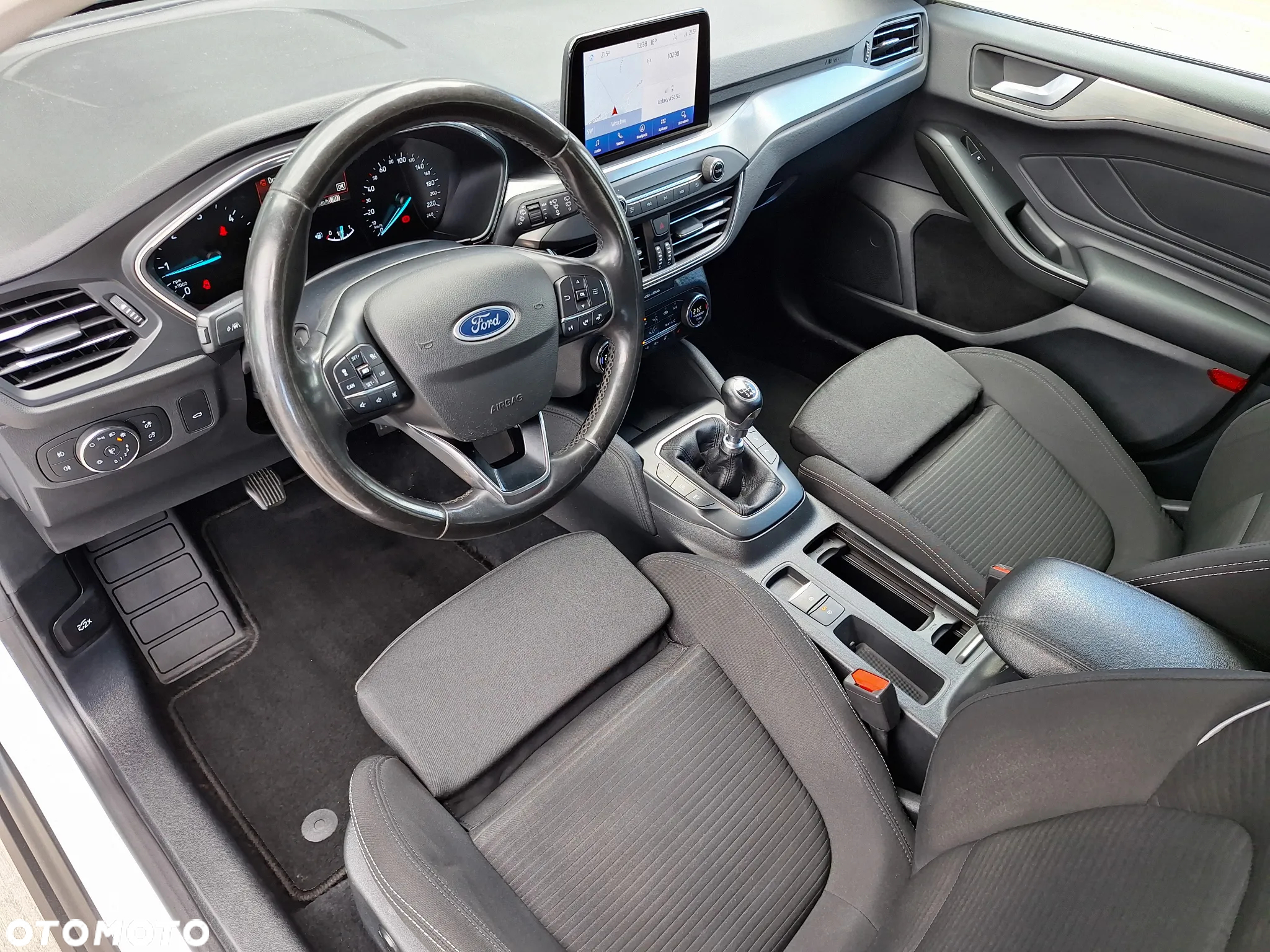 Ford Focus 2.0 EcoBlue Titanium X - 19