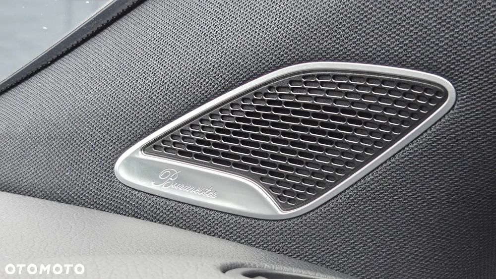 Mercedes-Benz GLA 200 7G-DCT AMG Line - 29