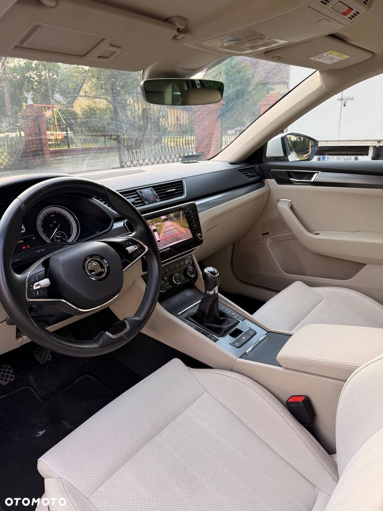 Skoda Superb 1.5 TSI Active - 11