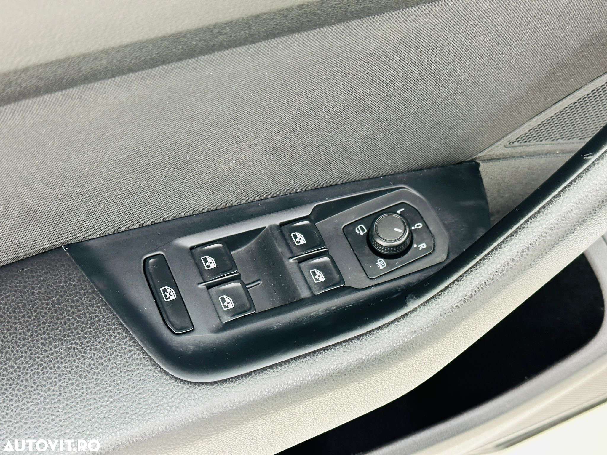 Volkswagen Passat - 16