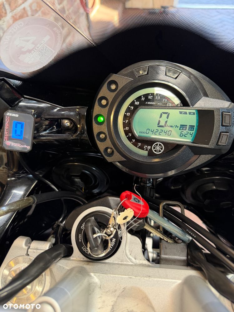 Yamaha FZ6 - 7