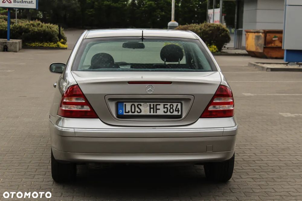 Mercedes-Benz Klasa C 180 Kompressor Automatik Elegance - 9