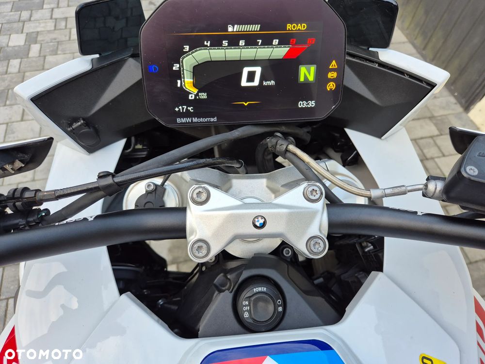 BMW XR - 22