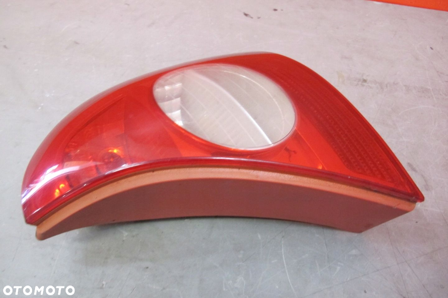 RENAULT CLIO 2 II LIFT 01-05 LAMPA PRAWA TYŁ TYLNA EUROPA - 3