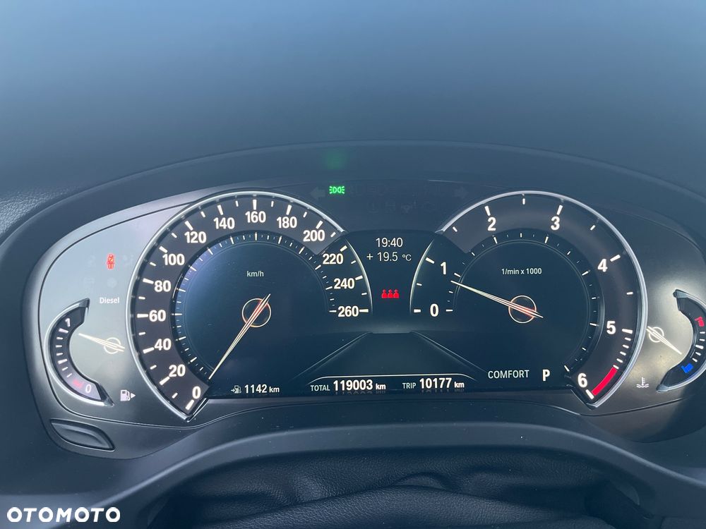 BMW X3 xDrive20d - 8