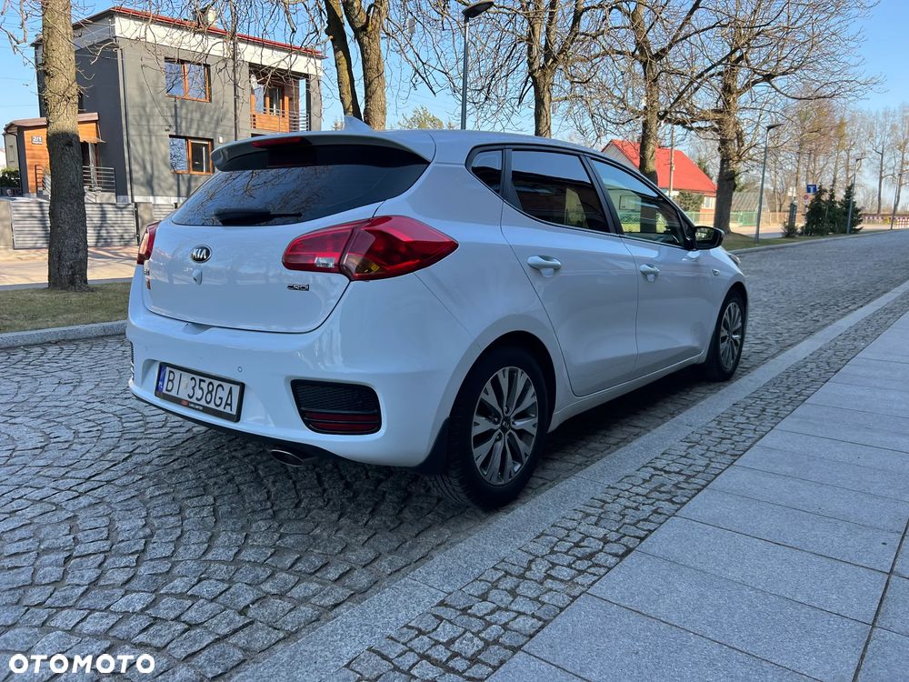 Kia Ceed 1.6 CRDi M - 12