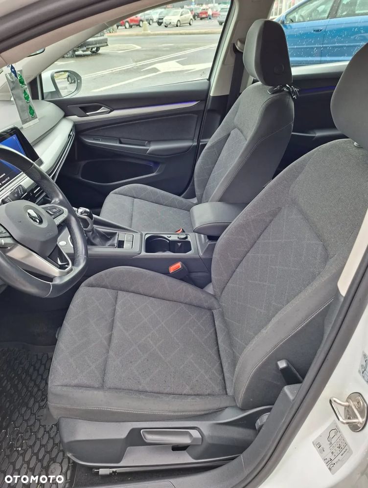 Volkswagen Golf - 17