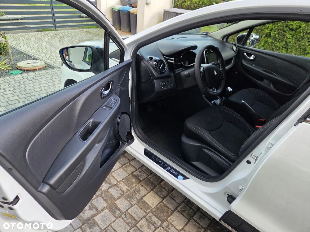 Renault Clio 0.9 TCe Limited - 16