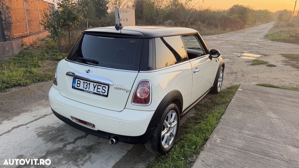 Mini Cooper D AT - 3