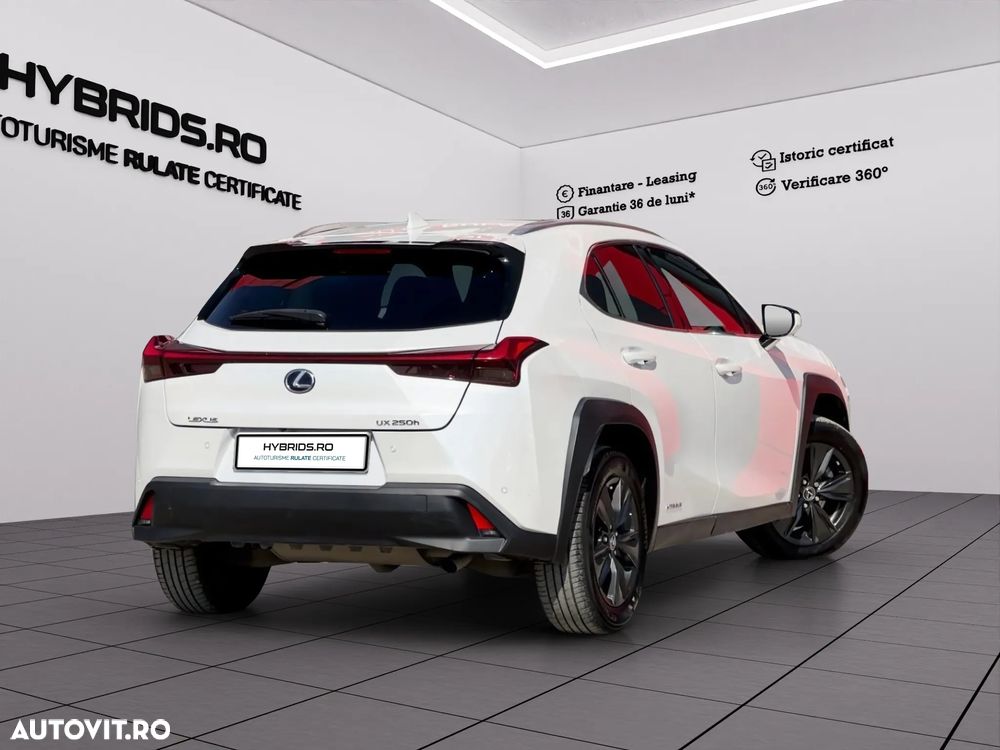 Lexus UX 250h Executive Line - 7