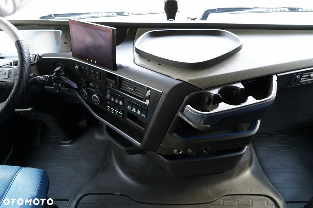 Volvo FH 460 / I-SAVE / KLIMATYZACJA POSTOJOWA / NOWY MODEL /  OPONY 100% - 30