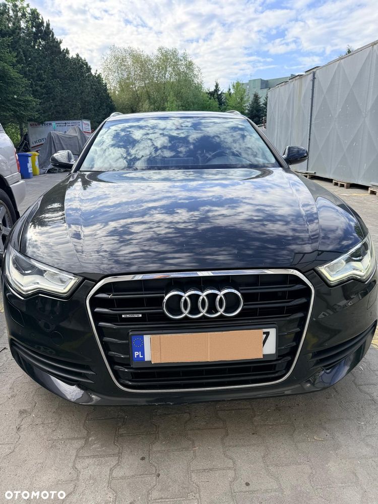 Audi A6 Avant - 1