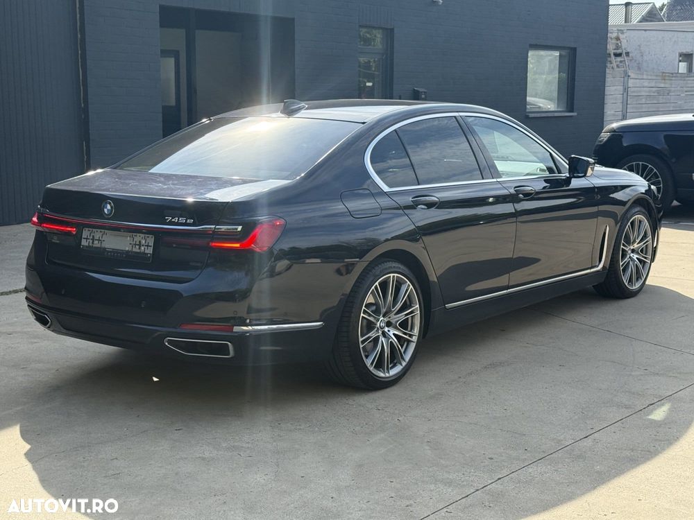 BMW Seria 7 745e - 6