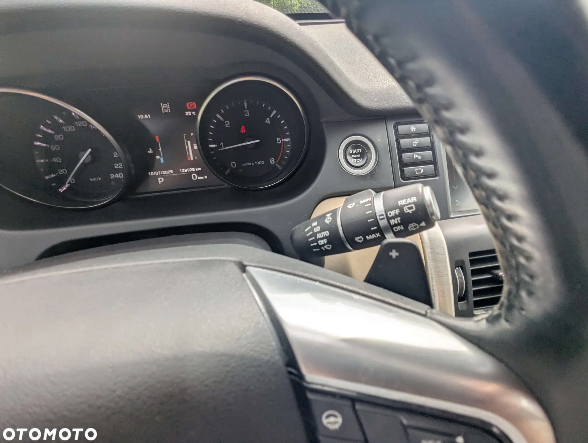Land Rover Discovery Sport 2.0 TD4 HSE - 24