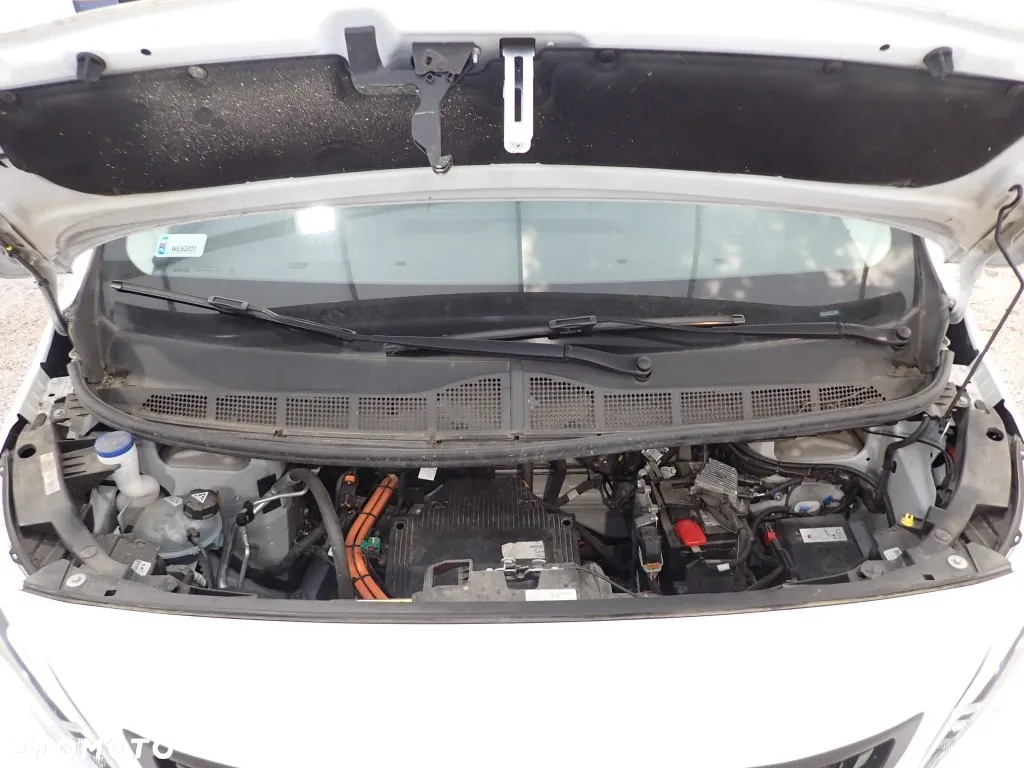 Peugeot EXPERT - 26