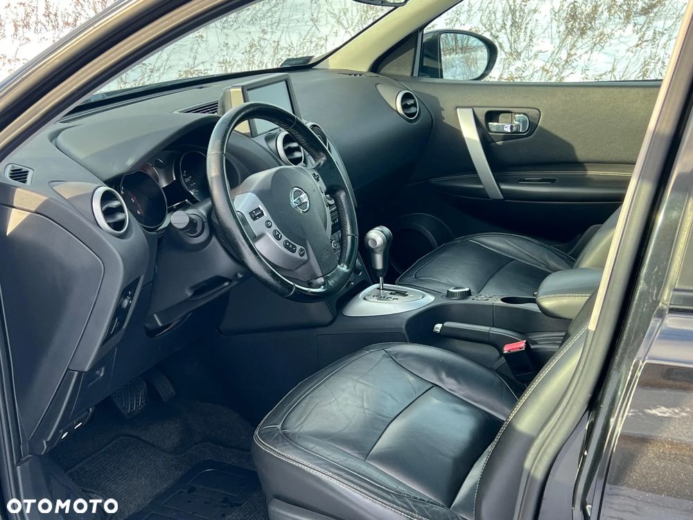 Nissan Qashqai 2.0 dCi 4x4 Tekna Premium - 12