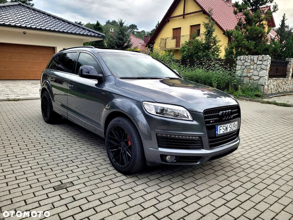 Audi Q7 - 1
