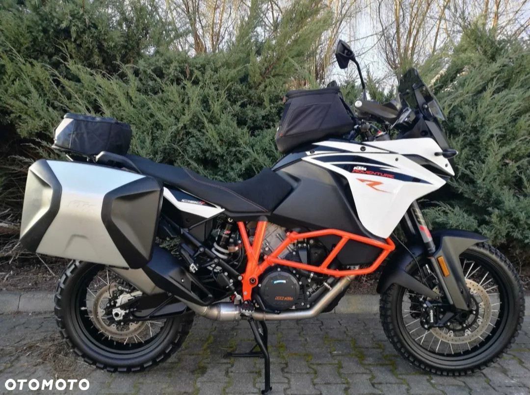 KTM Adventure - 2