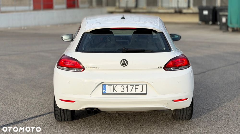 Volkswagen Scirocco 1.4 TSI DSG - 14