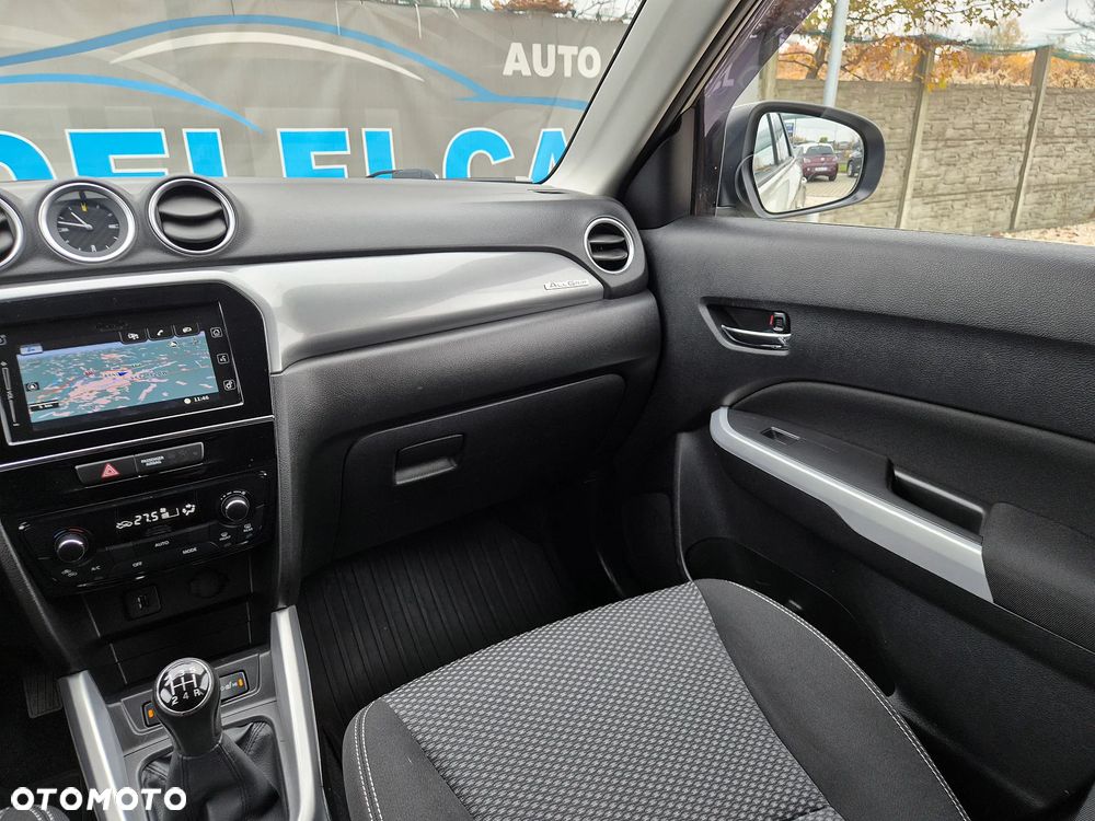 Suzuki Vitara 1.6 (4x4) Allgrip Comfort+ - 16