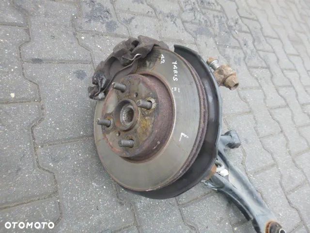 PIASTA LEWY PRZÓD LEWA PRZEDNIA TOYOTA YARIS II 1.3 ABS 05- - 3