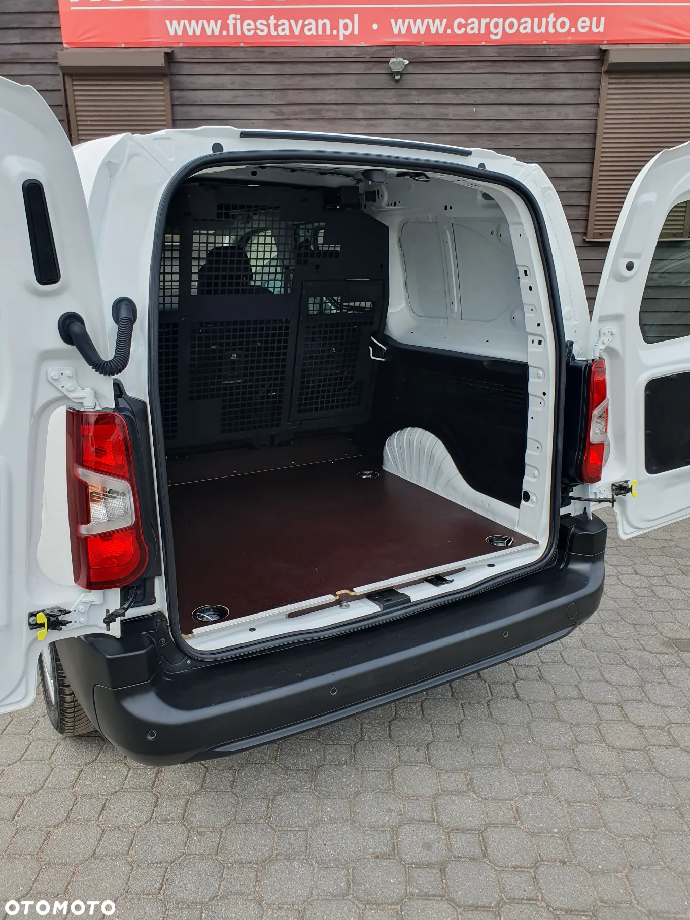 Peugeot Partner - 10