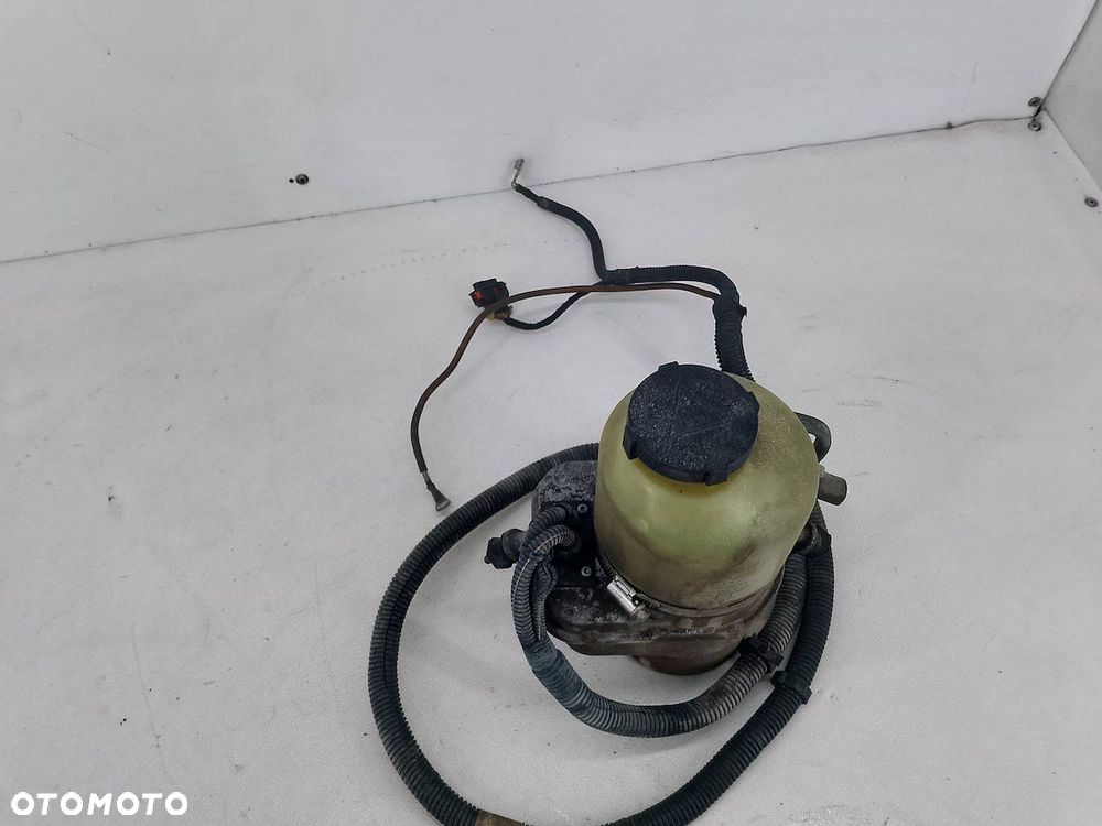 POMPA WSPOMAGANIA OPEL ASTRA H 1.6 16V - 8