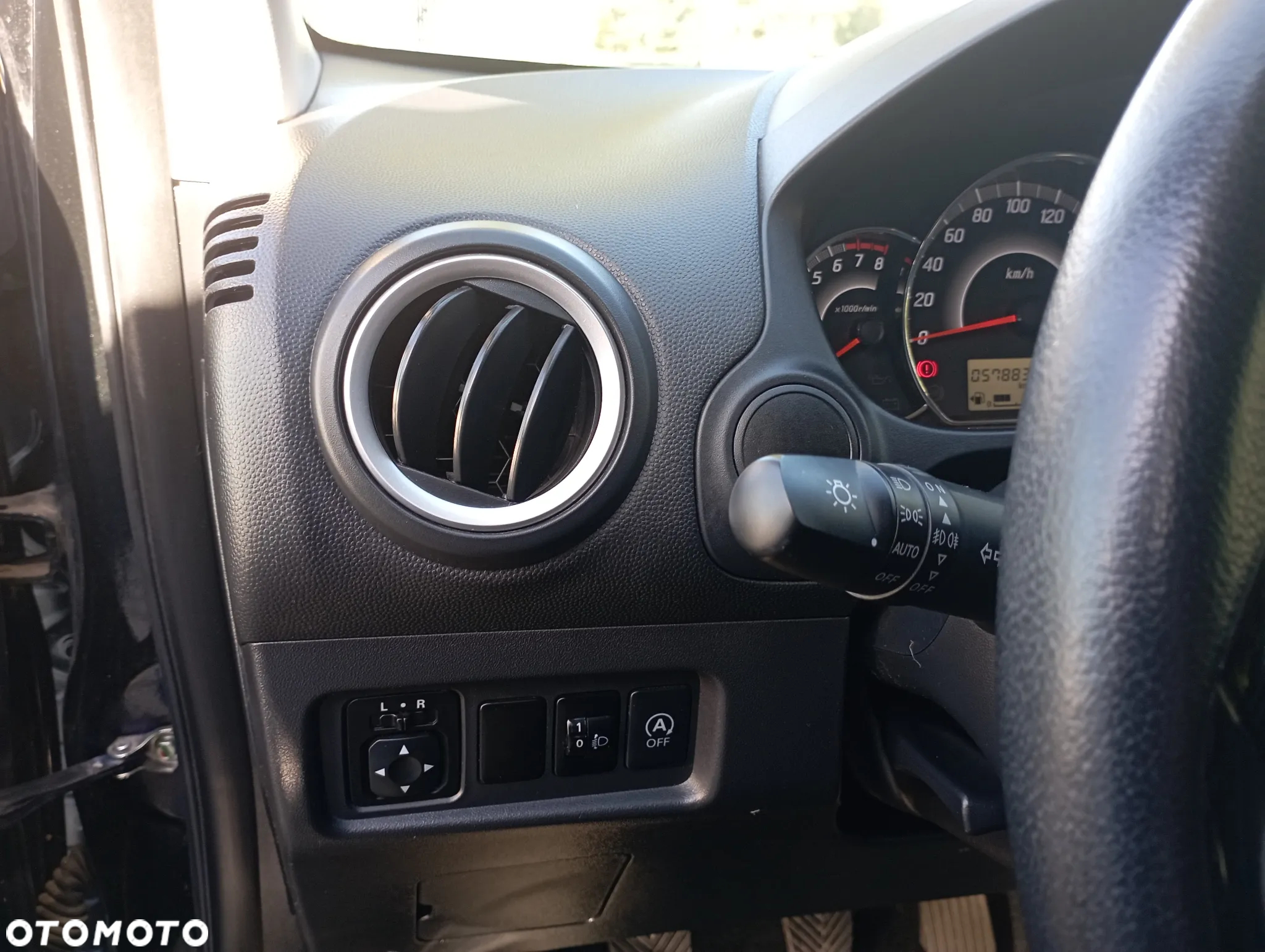 Mitsubishi Space Star 1.2 AS&G Invite - 12