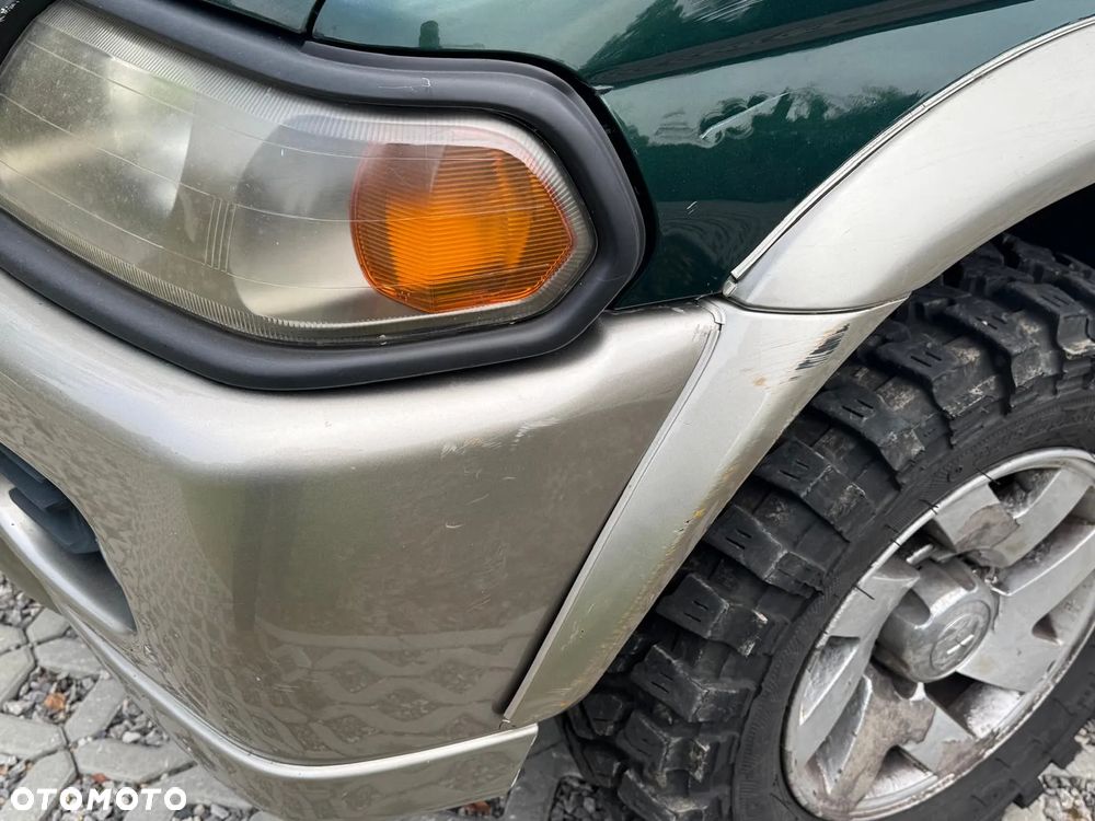 Mitsubishi Pajero Sport - 10