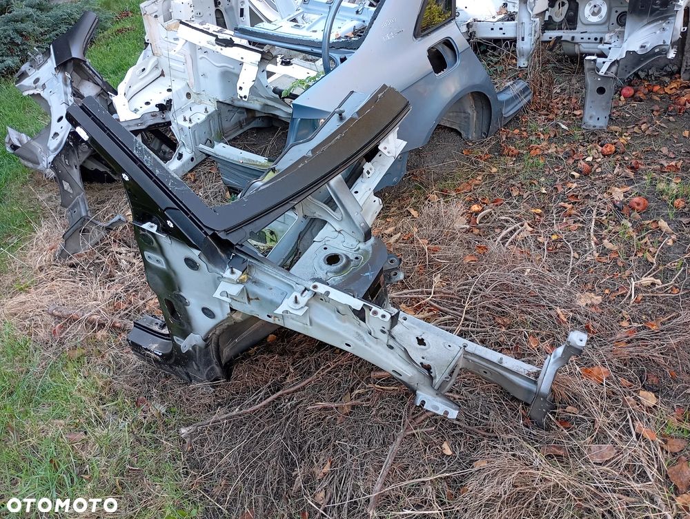 Cwiartka przód przednia prawa Peugeot 3008 II ewpb