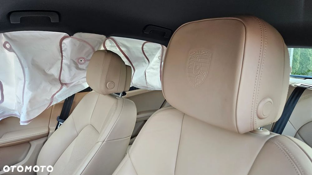 Porsche Macan T PDK - 12