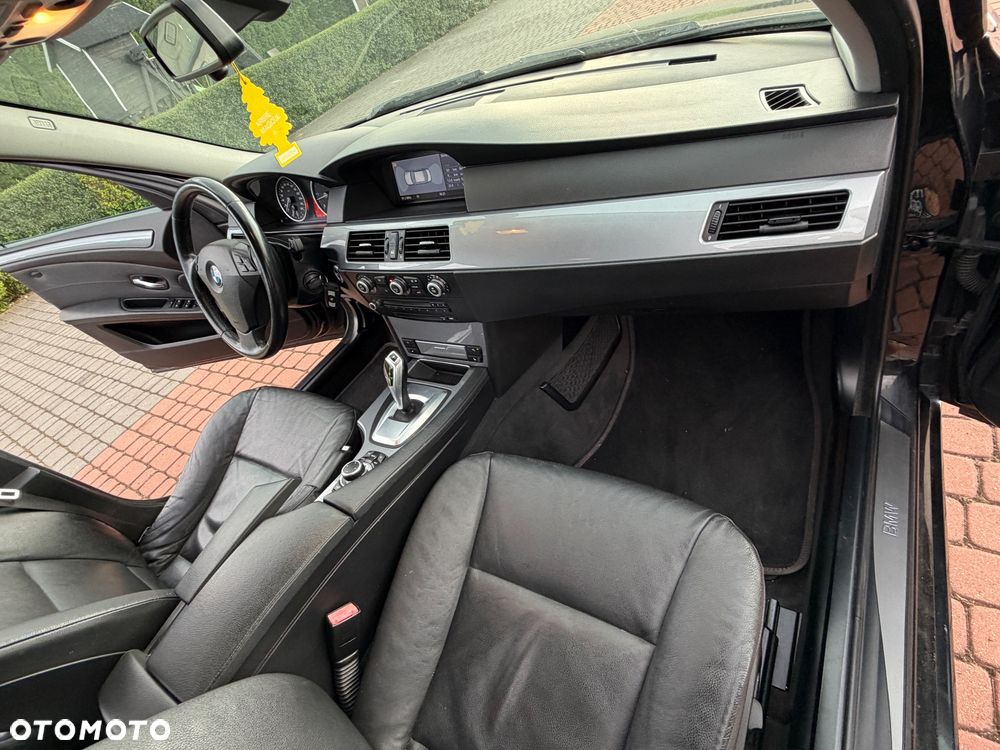 BMW Seria 5 530d - 23