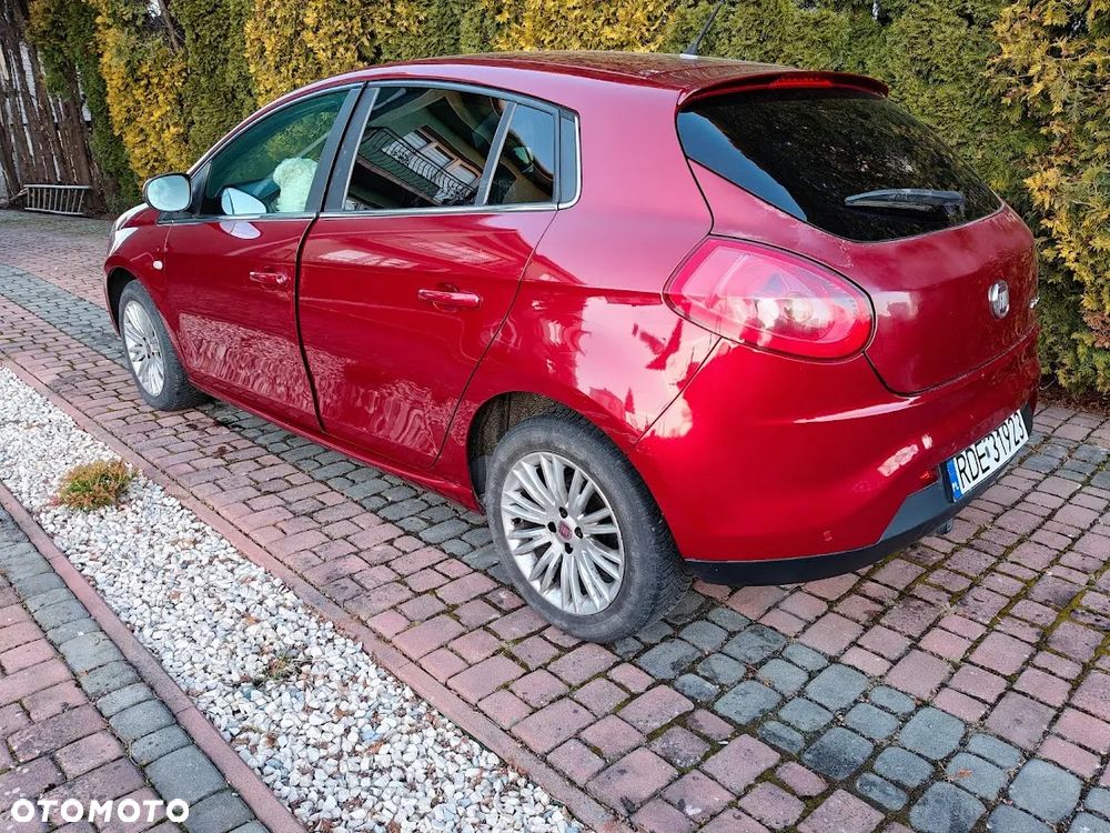Fiat Bravo ver-1-6-multijet-16v-dpf-emotion - 5