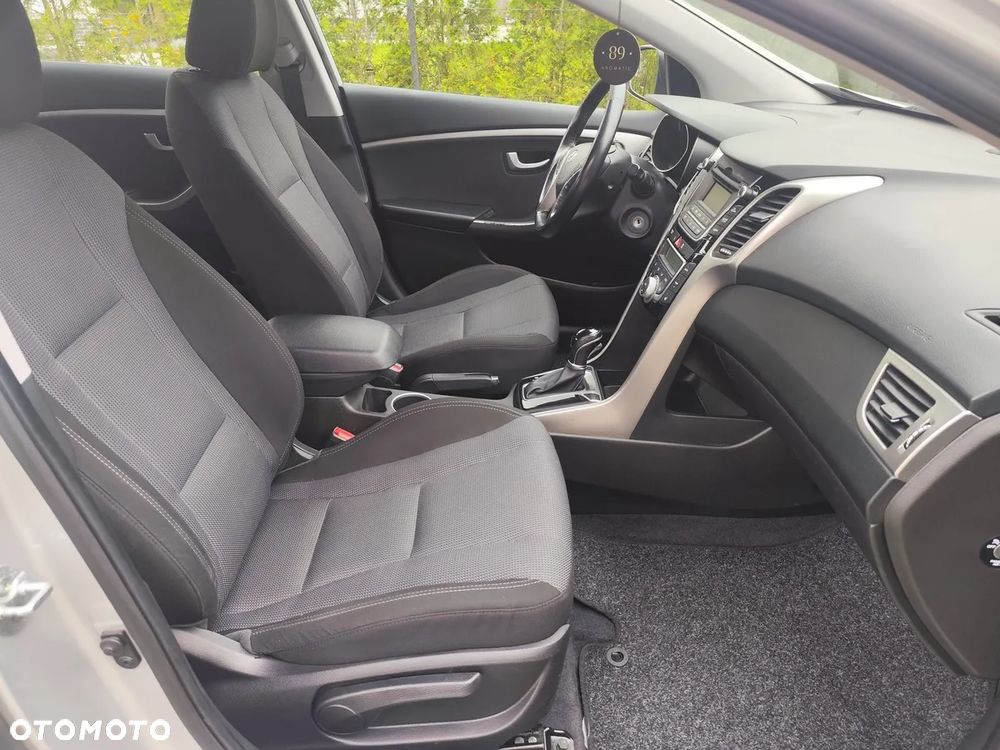 Hyundai i30 1.6 CRDi Automatik Trend - 20