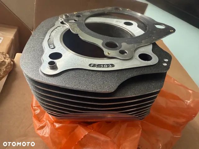 Głowice Cylindry wałek rozrządu Pompa oleju przepusnica Zestaw góry silnika 121'' - 13