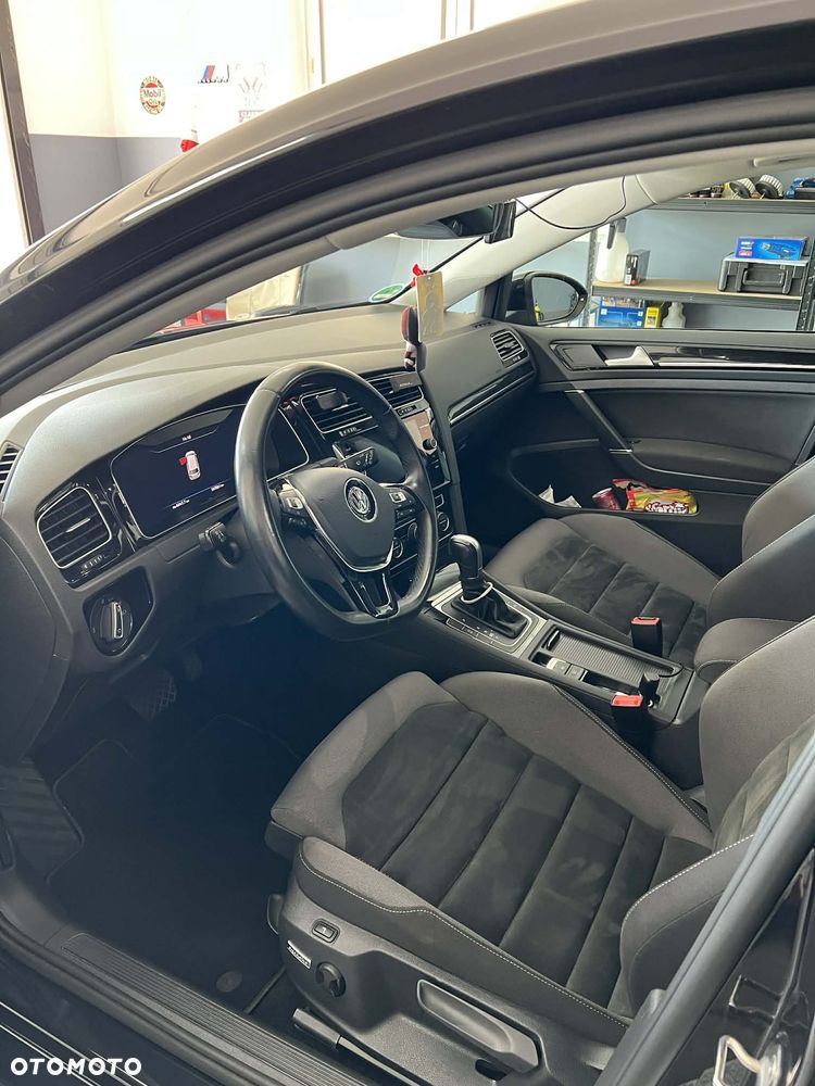 Volkswagen Golf Variant 1.5 TSI BMT Evo Highline DSG - 12
