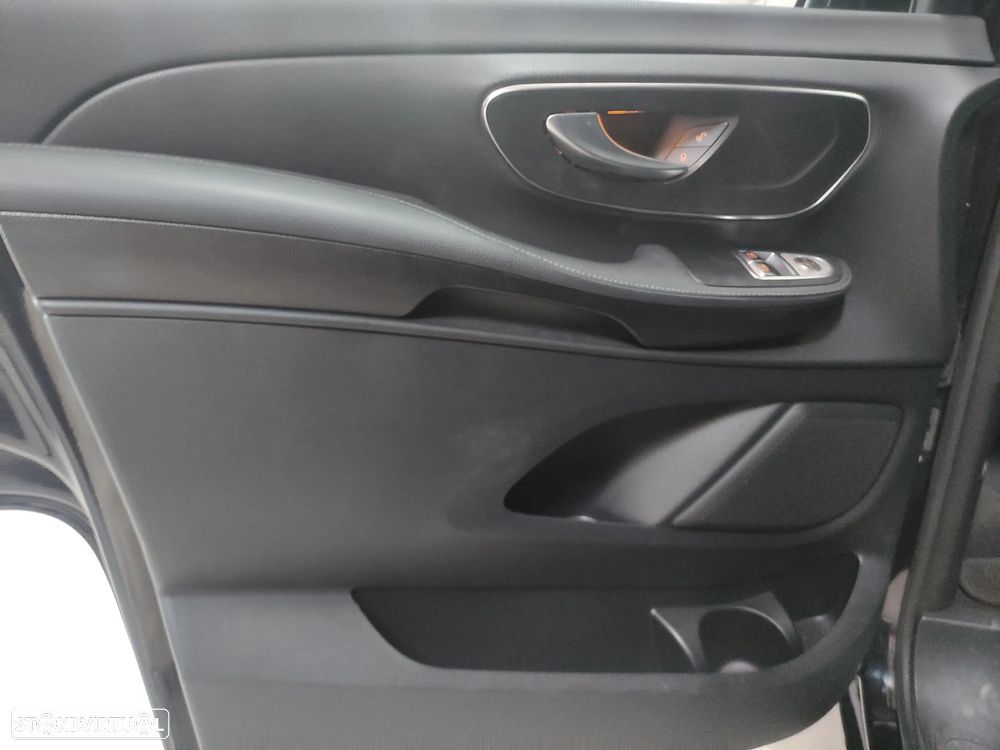 Mercedes-Benz V 250 d Longo Avantgarde - 23