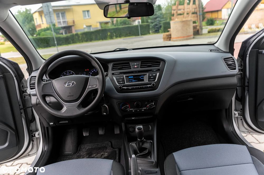 Hyundai i20 1.2 Select - 35