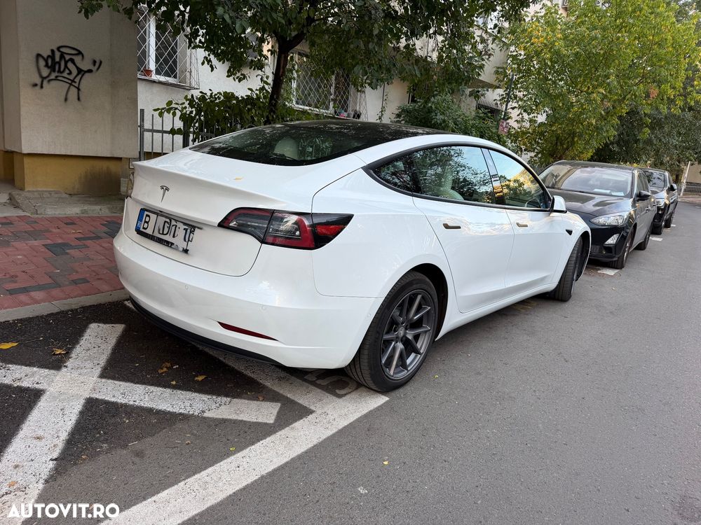 Tesla Model 3 Standard - 3