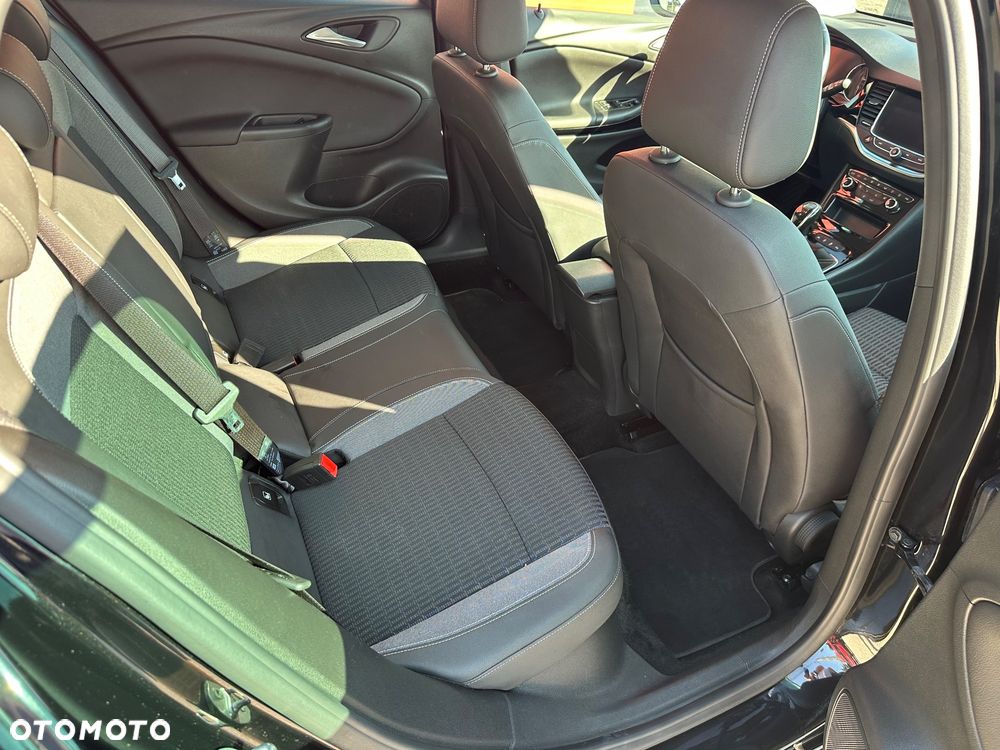 Opel Astra 1.2 Turbo Edition - 20
