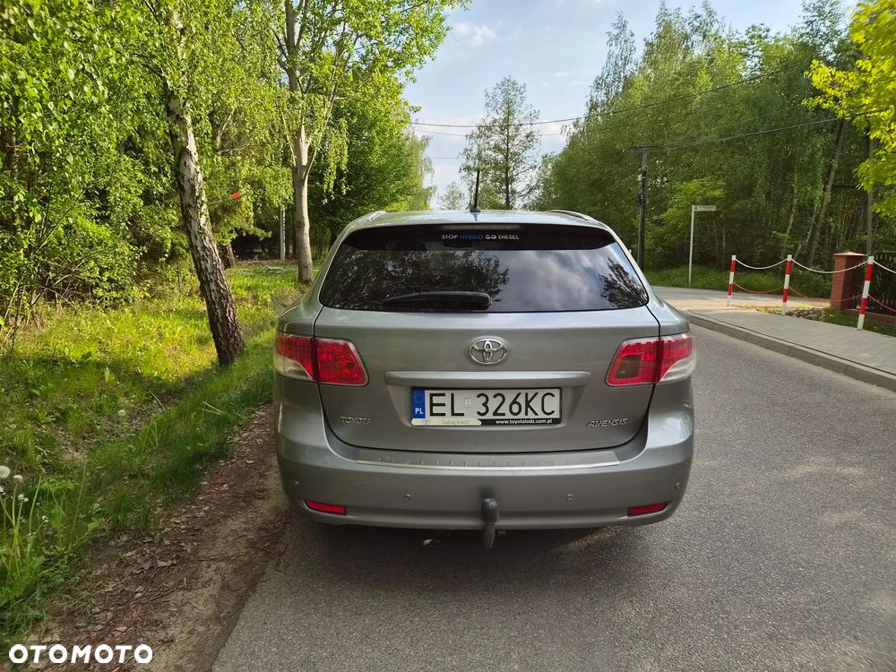 Toyota Avensis 2.0 D-4D Luna - 8
