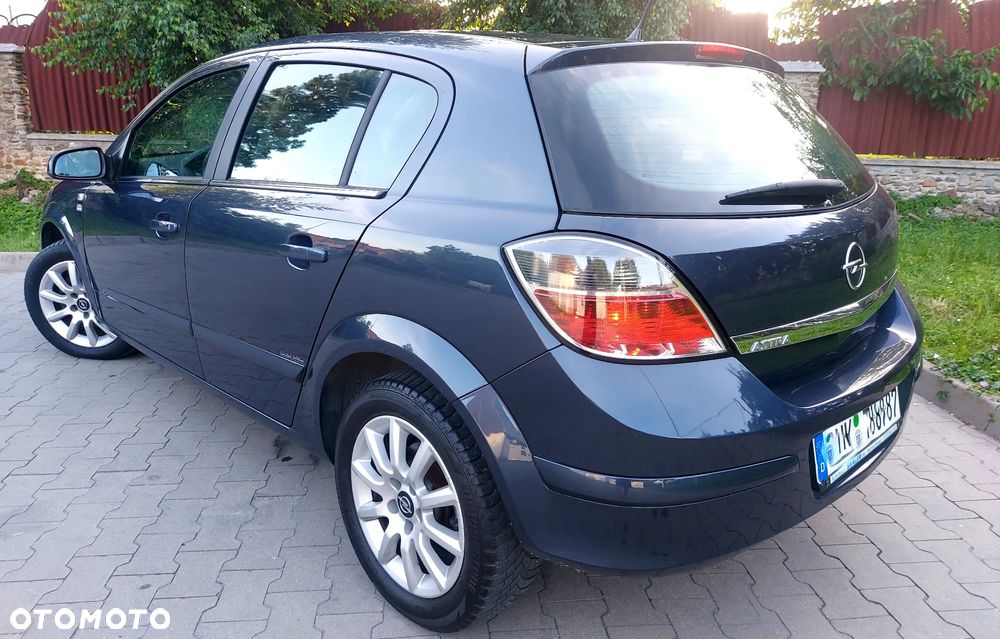 Nissan Note 1.6 more - 17