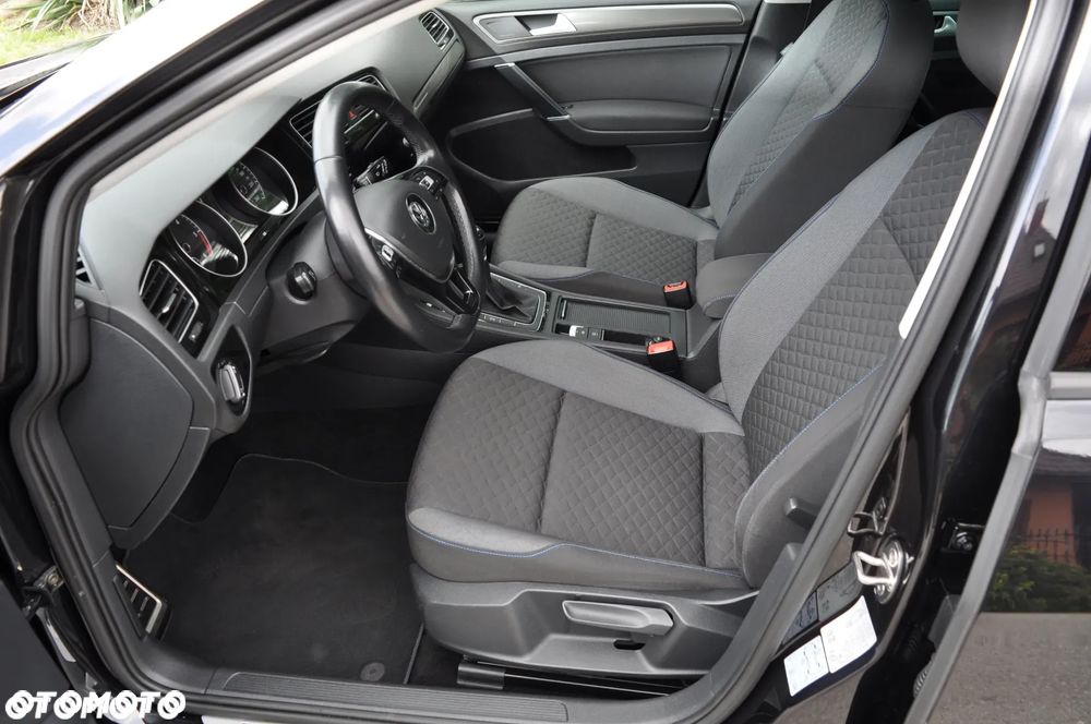 Volkswagen Golf 1.6 TDI Join - 24