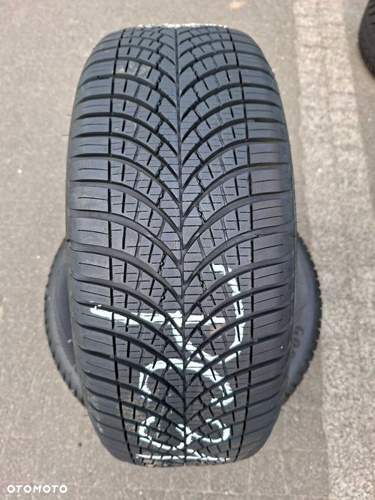 205/55R16 94V Goodyear Vector4seasons gen-3 para całoroczne PC31 2024 - 2