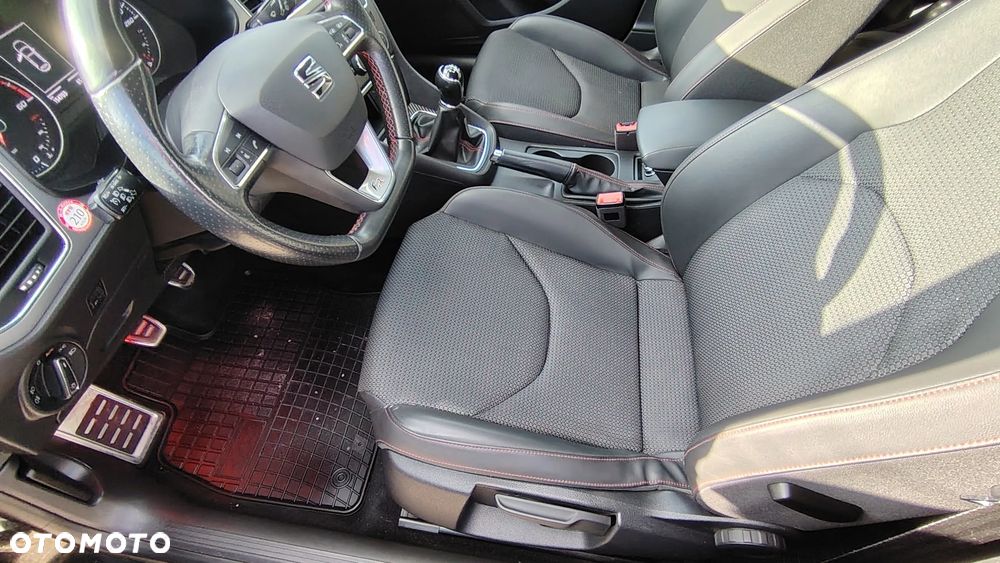 Seat Leon 2.0 TDI FR Black S&S - 14