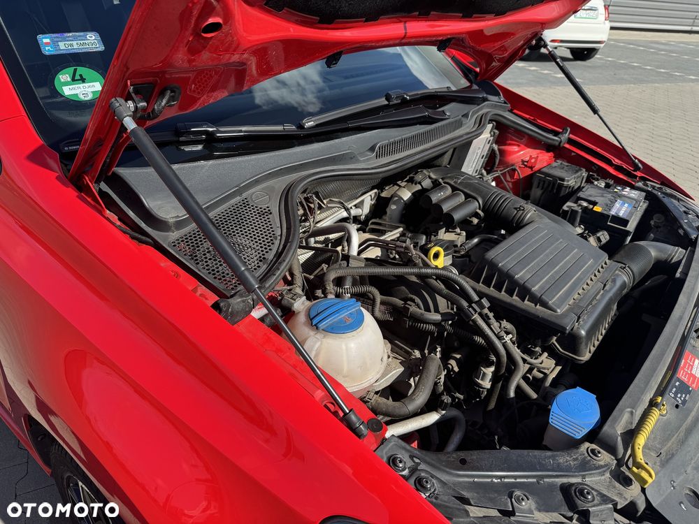 Volkswagen Polo - 12