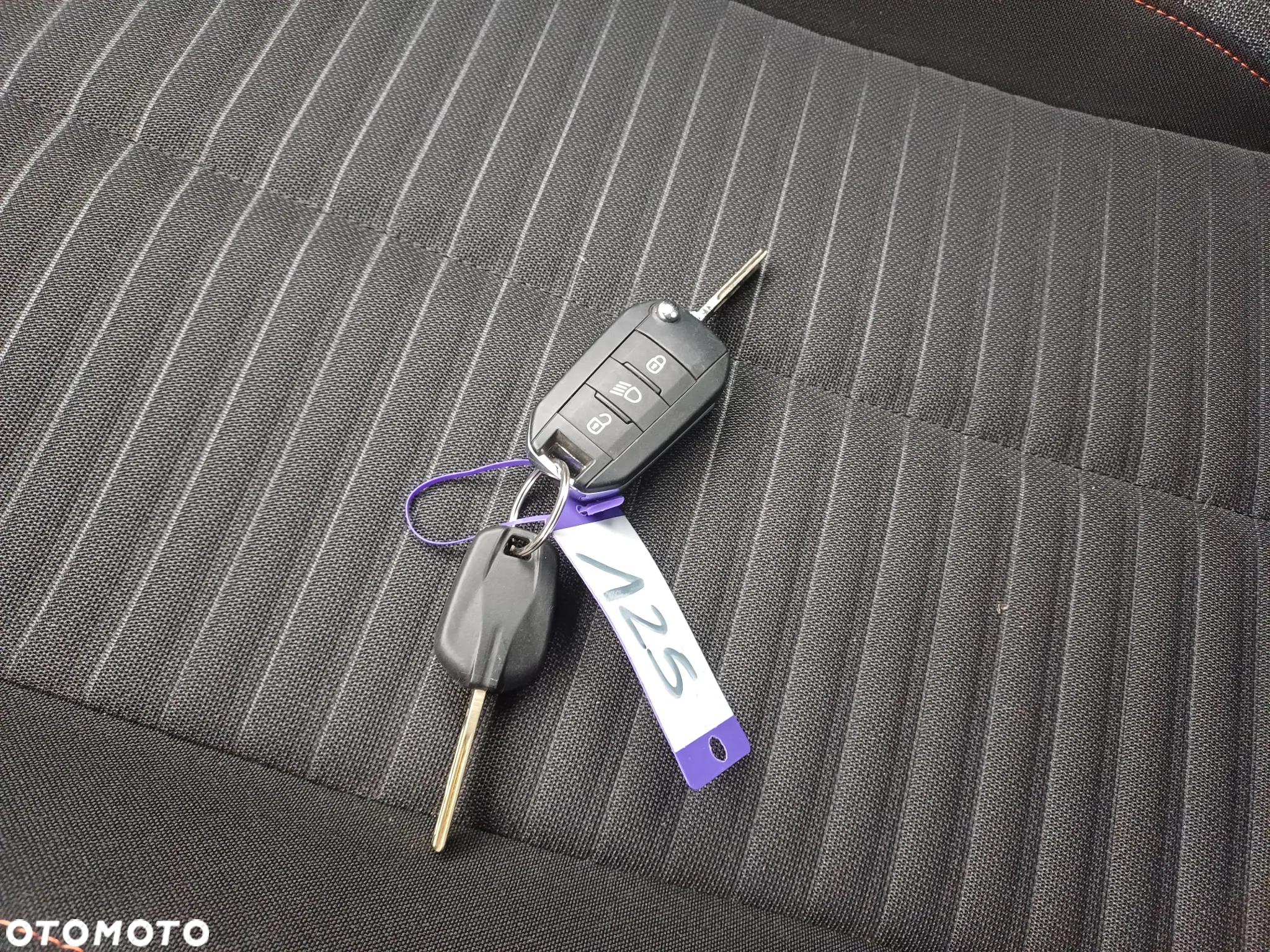 Peugeot 208 1.2 PureTech Active S&S - 33