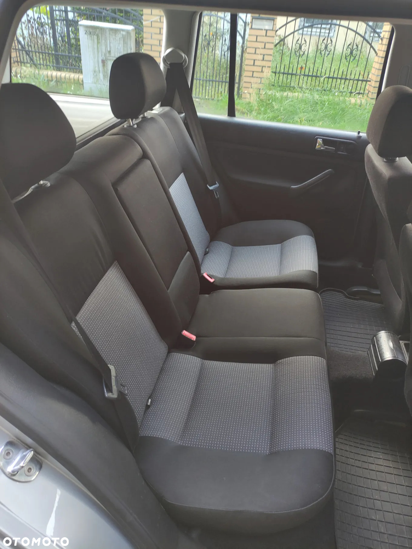 Volkswagen Golf - 12